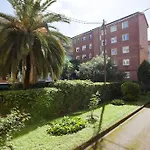 Bright And Peaceful Garden Near Areeta Metro Bilbao *