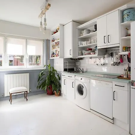 Lovely In Apartment *