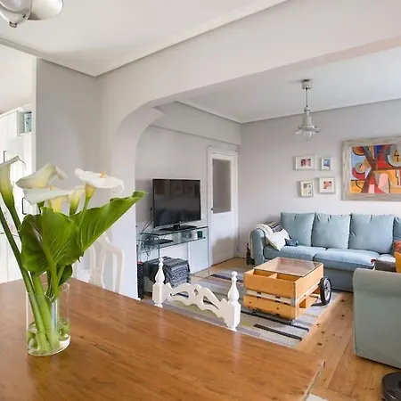 Apartamento Bright And Peaceful Garden Near Areeta Metro Bilbao Getxo