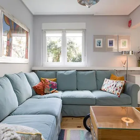 Lovely In Apartment *