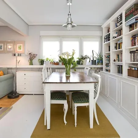 Apartamento Lovely In *